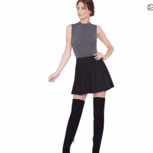 Alice + Olivia Elegant Black Pleated Skirt